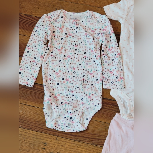 Simple Joys by Cater sets - Picture 6 of 9